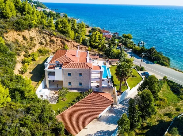 Villa de 4 dormitorios 400 m² Moles Kalyves, Grecia