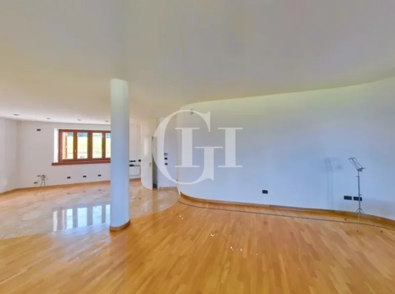 Apartamento 6 habitaciones 192 m² Desenzano del Garda, Italia