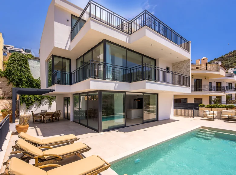 6-Schlafzimmer-Villa 280 m² Kalkan, Türkei