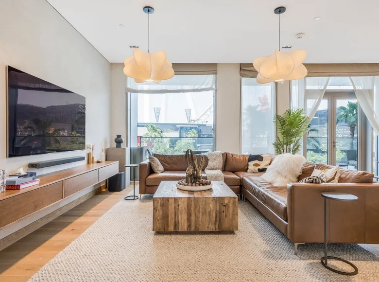 Mieszkanie 3 pokoi 195 m² Dubaj, Emiraty Arabskie