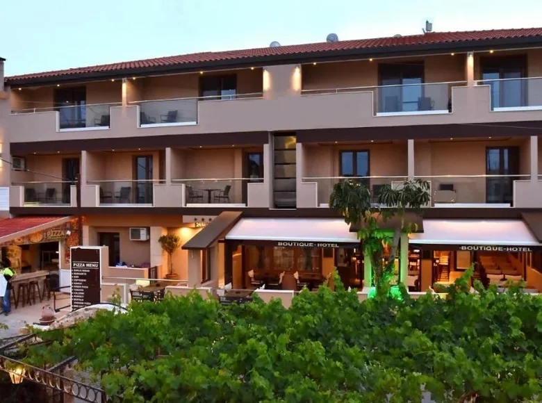 Hotel 1 000 m² Stalida, Griechenland