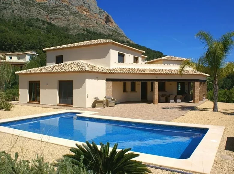 4 bedroom Villa 420 m² Javea, Spain