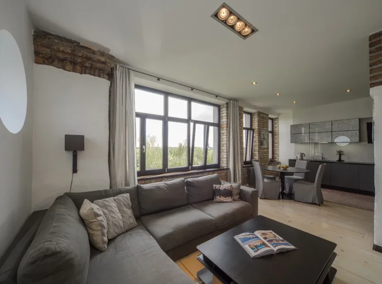 Apartamento 4 habitaciones  Riga, Letonia