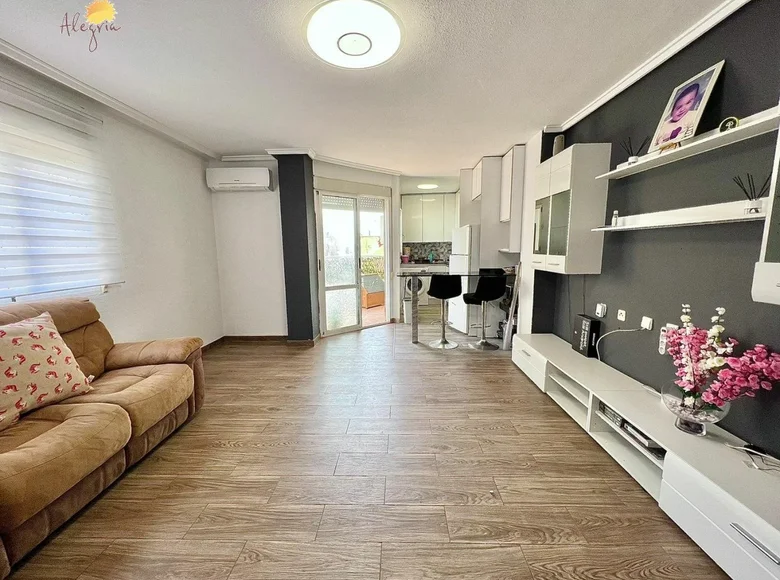 3 bedroom apartment 102 m² Torrevieja, Spain