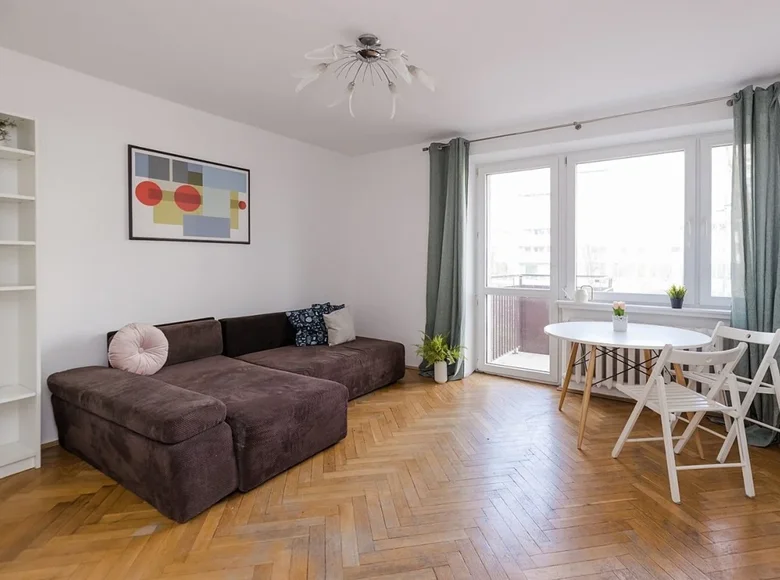 2 room apartment 39 m² Warsaw, Poland