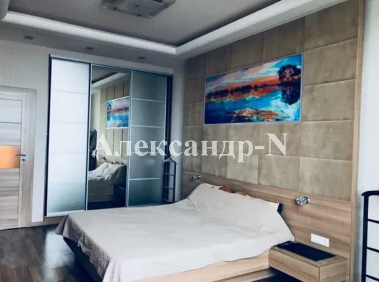 Квартира 1 комната 77 м² Одесса, Украина