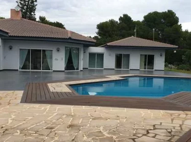 5 bedroom villa 400 m² Benidorm, Spain