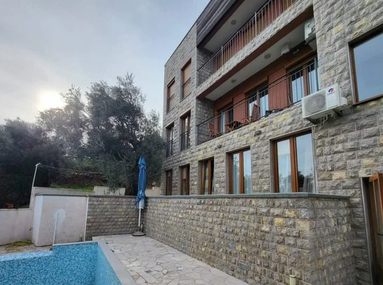 Mieszkanie 2 pokoi 54 m² Petrovac, Czarnogóra
