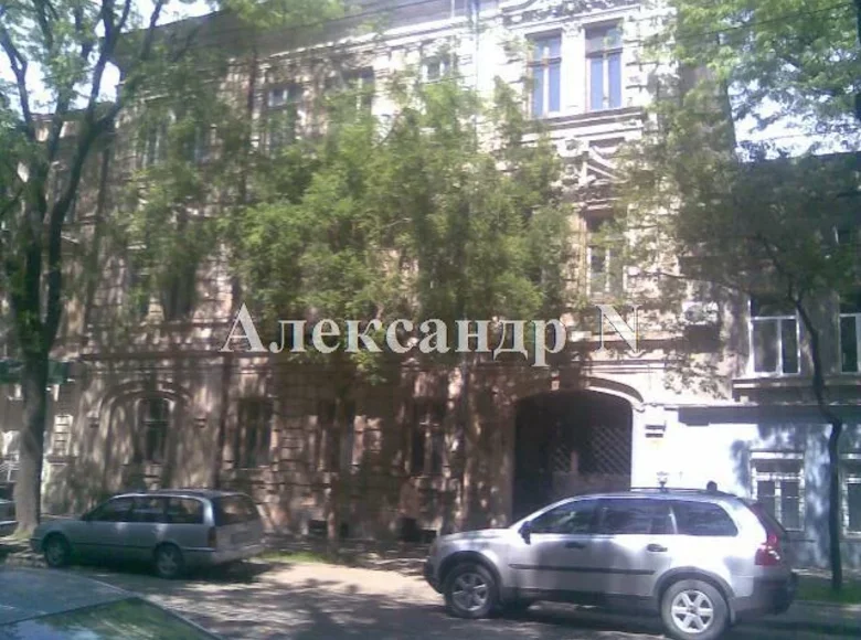 Commercial property 780 m² in Odessa, Ukraine