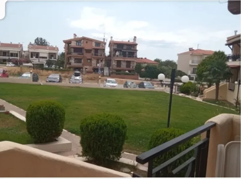 3 bedroom apartment 65 m² Nikiti, Greece