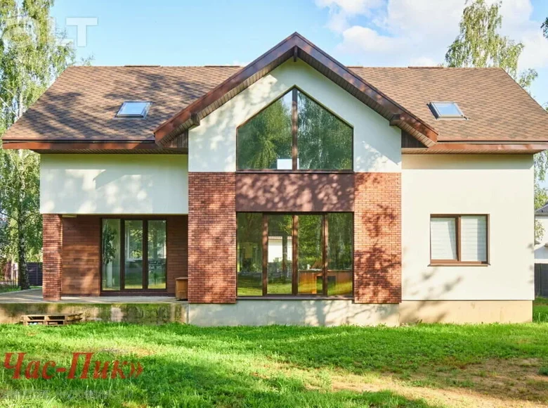 Dom wolnostojący 207 m² Kalodishchy, Białoruś