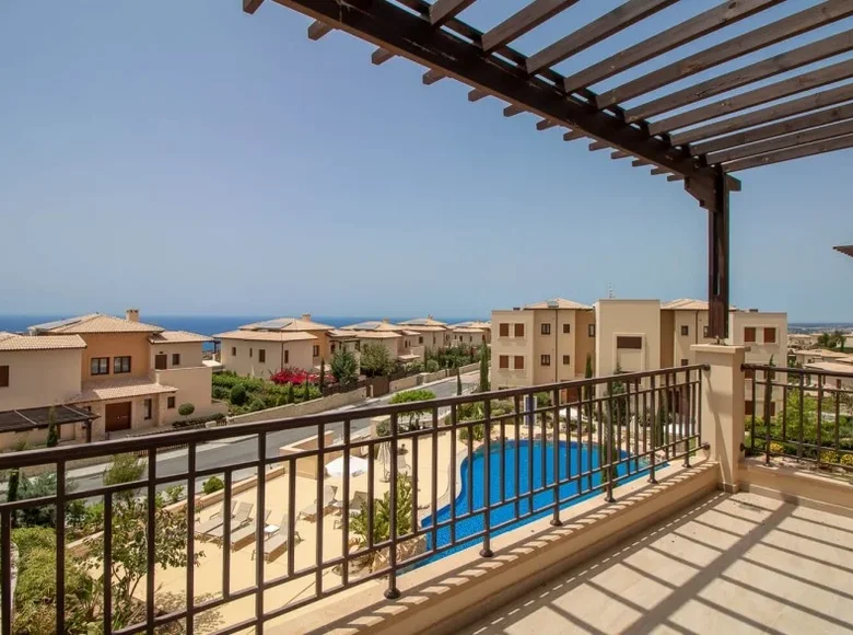 2 bedroom apartment 140 m² Kouklia, Cyprus