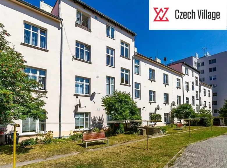 Mieszkanie 2 pokoi 59 m² Kladno, Czechy