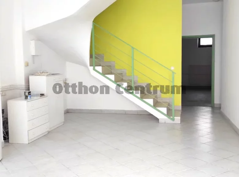 Commercial property 148 m² in Sopron, Hungary