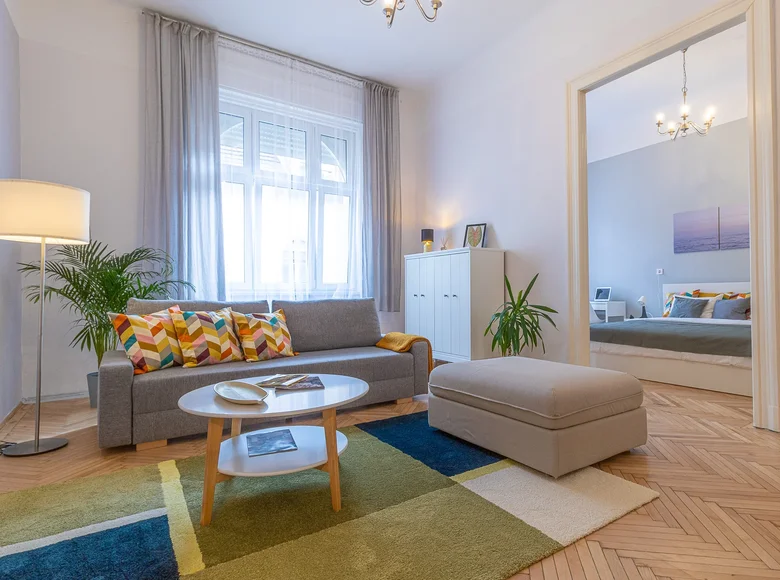 2 bedroom apartment 69 m² Budapest, Hungary