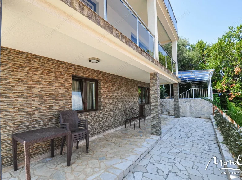 Willa 4 pokoi 218 m² Krasici, Czarnogóra