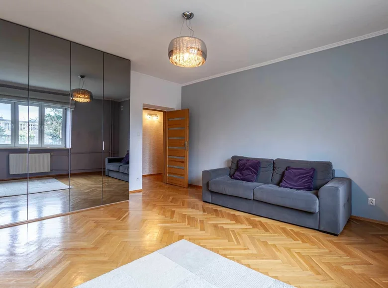 3 room apartment 57 m² in Warsaw, Poland