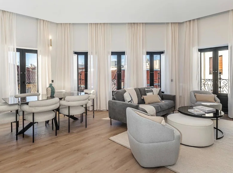 2 bedroom apartment 135 m² Madrid, Spain