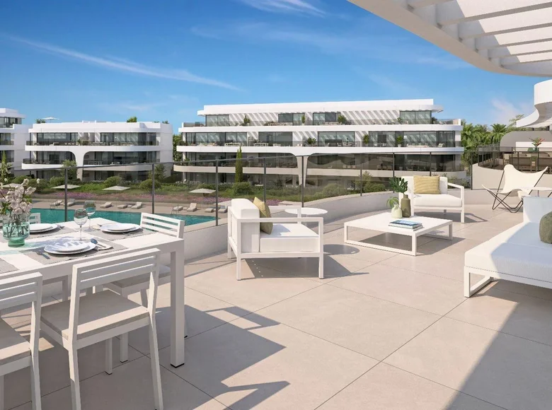 3 bedroom apartment  Estepona, Spain