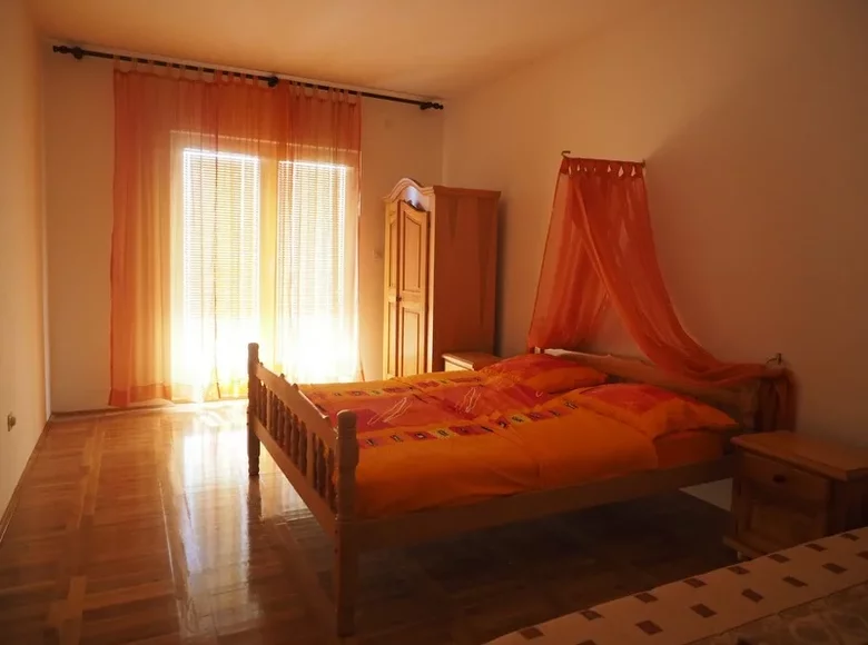 Wohnung 1 Schlafzimmer 72 m² Bar, Montenegro