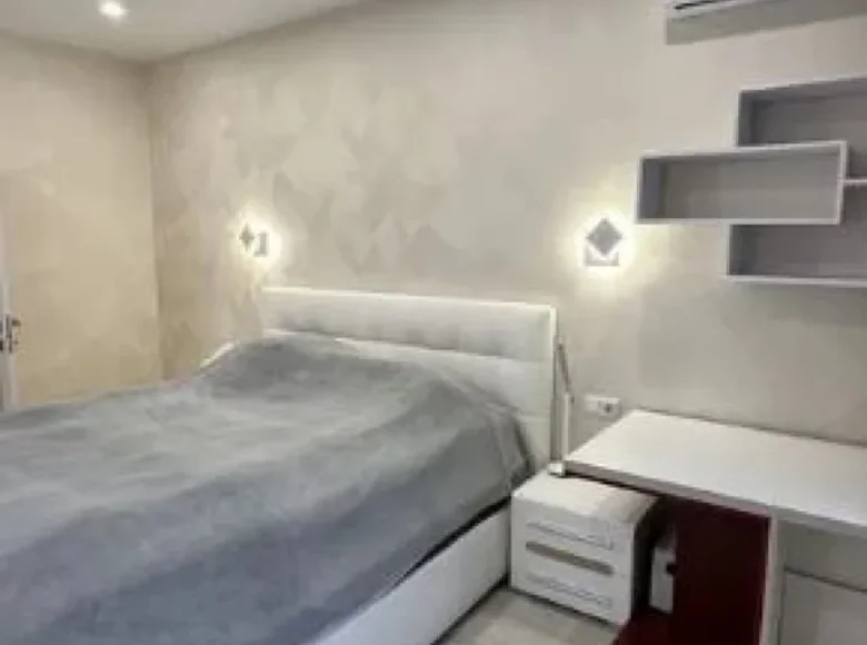 Mieszkanie 2 pokoi 65 m² Odessa, Ukraina