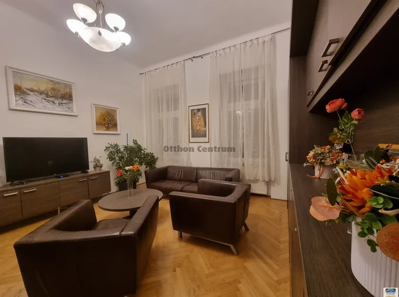 Mieszkanie 3 pokoi 93 m² Budapeszt, Węgry