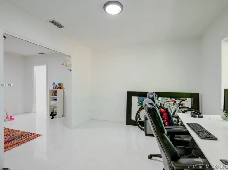Dom 4 pokoi 231 m² Miami, Stany Zjednoczone
