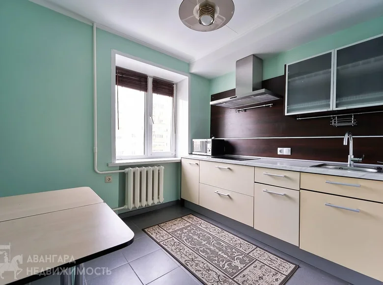 Mieszkanie 2 pokoi 54 m² Mińsk, Białoruś