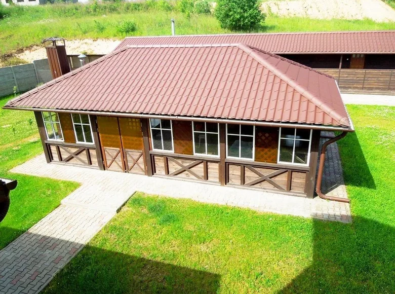 Casa 284 m² Astrosycy, Bielorrusia