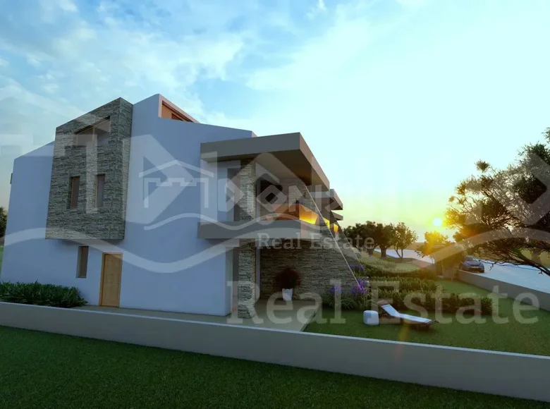 4 bedroom house 143 m² Nikiti, Greece