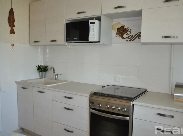 Wohnung 4 Zimmer 82 m² Minsk, Weißrussland