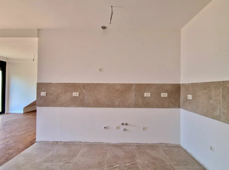 Penthouse 3 bedrooms 114 m² Dobrota, Montenegro