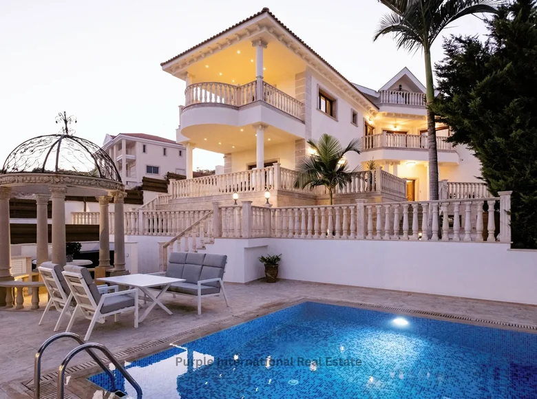 6 bedroom villa 650 m² Germasogeia, Cyprus