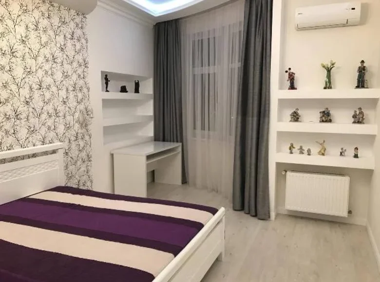 Wohnung 1 zimmer 65 m² Sjewjerodonezk, Ukraine