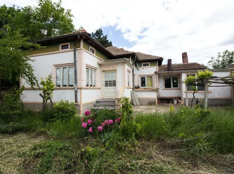 Casa 3 habitaciones 100 m² Strajitsa, Bulgaria