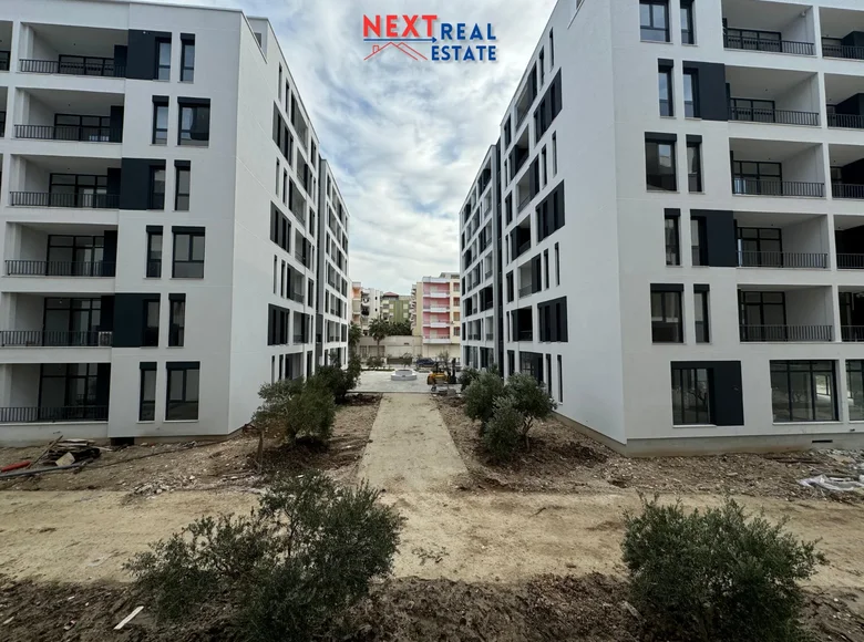 2 bedroom apartment 85 m² Orikum, Albania