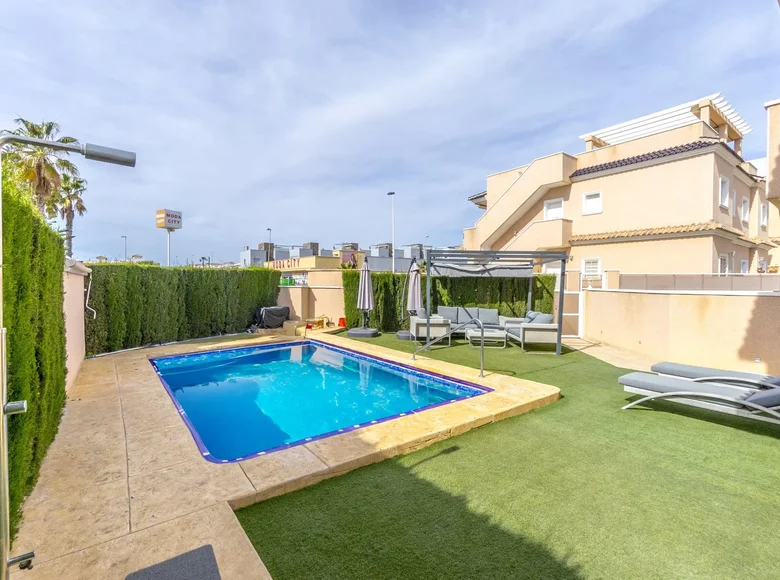 2 bedroom apartment 78 m² Torrevieja, Spain