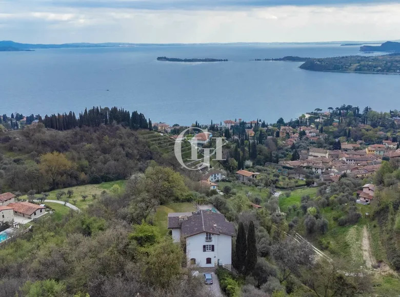 Villa 12 chambres 500 m² Gardone Riviera, Italie