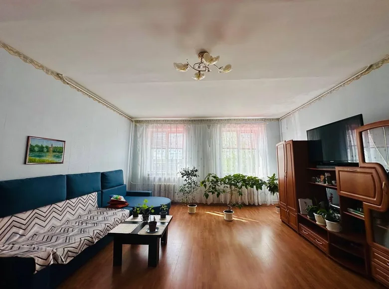 Wohnung 3 zimmer 99 m² Baryssau, Belarus
