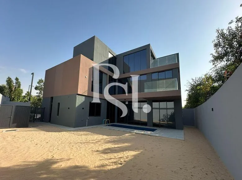 villa de 5 chambres 601 m² Charjah, Émirats arabes unis