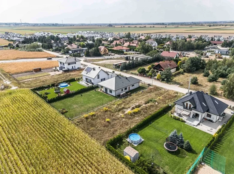 Grundstück 1 032 m² Kahlfelde, Polen