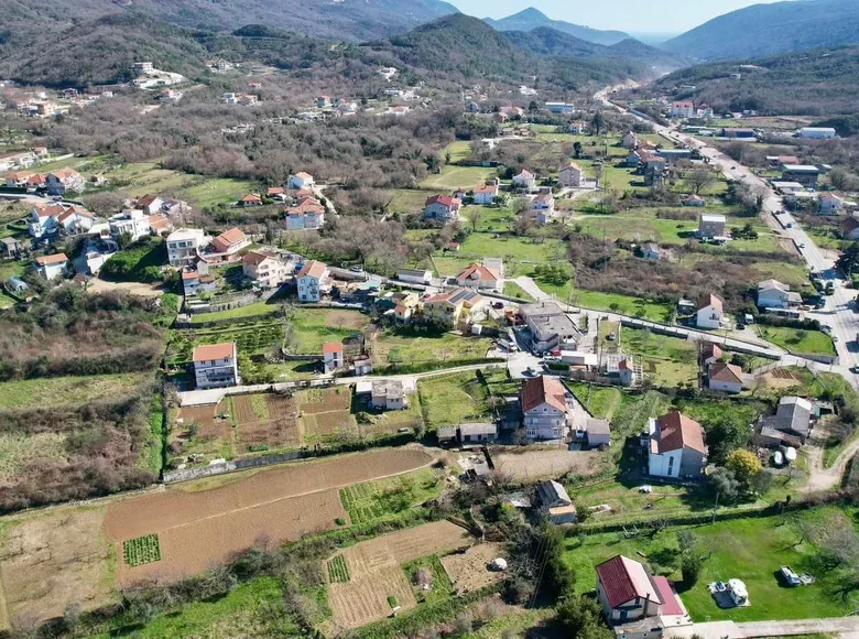 Land  Radanovici, Montenegro