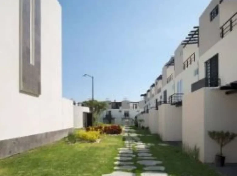 3 bedroom house  Xochitepec, Mexico