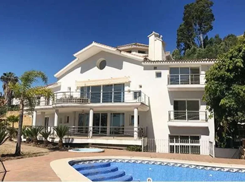 5 bedroom villa 1 383 m² Benahavis, Spain