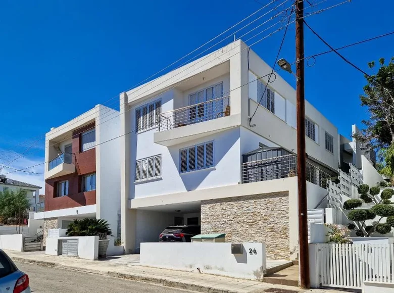 4 bedroom house 370 m² Nicosia, Cyprus