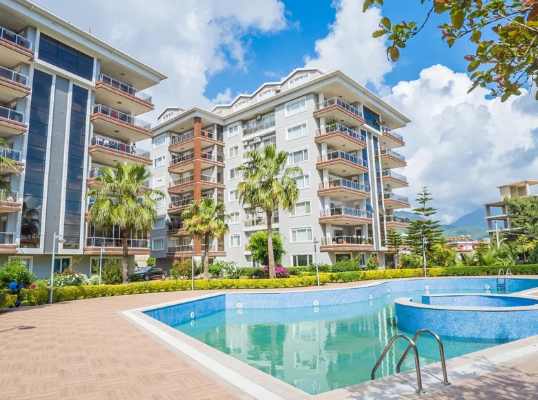 Mieszkanie 4 pokoi 145 m² Alanya, Turcja