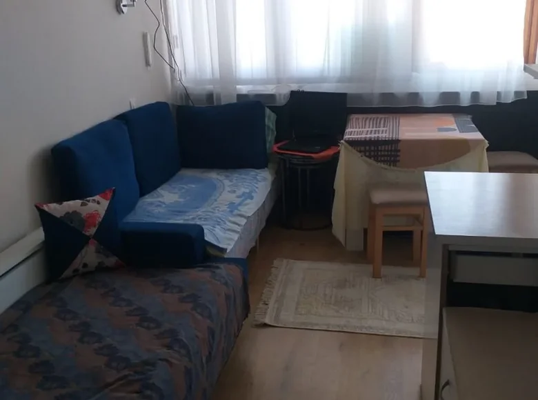 Bureau 22 m² à Bar, Monténégro