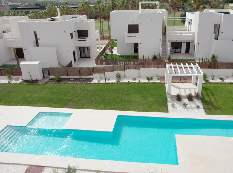 2 bedroom bungalow 71 m² Algorfa, Spain