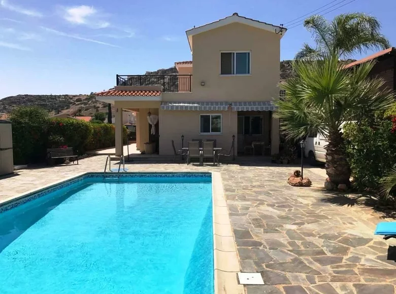 Villa de 4 habitaciones 183 m² Peyia, Chipre