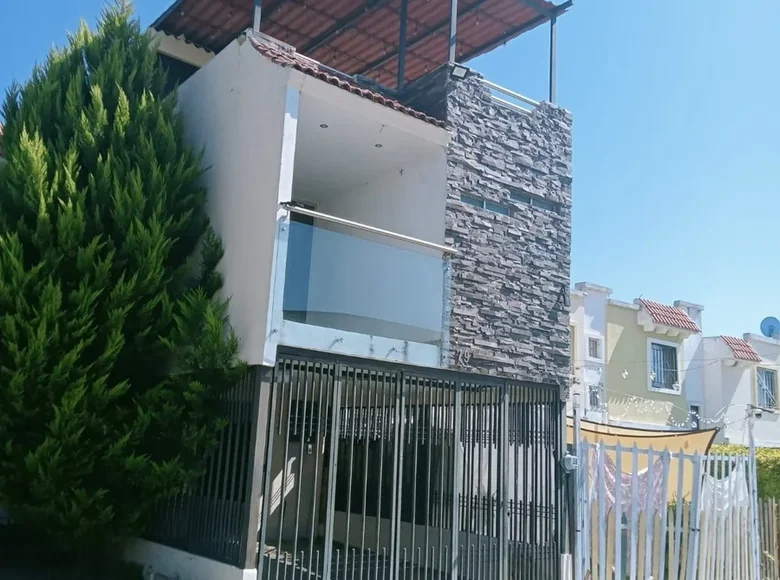 4 bedroom house 129 m² Region Centro, Mexico